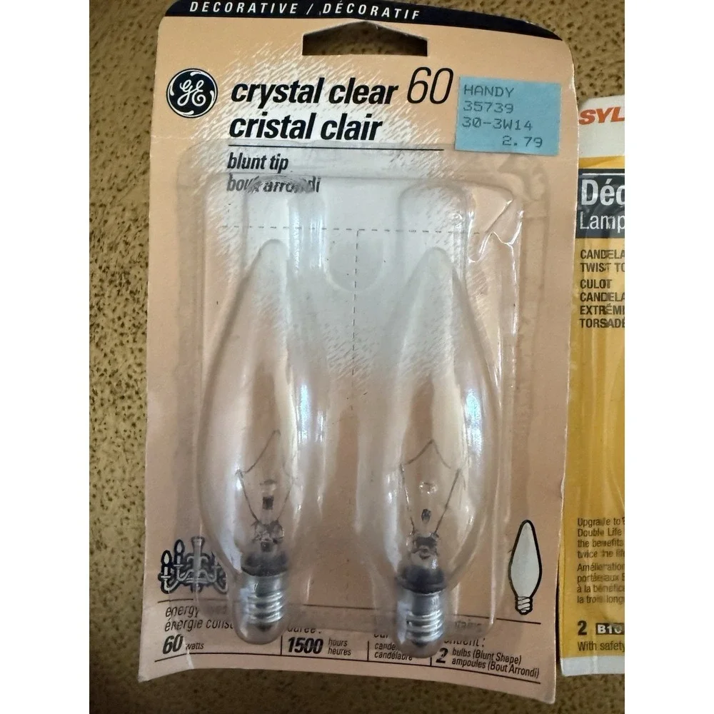 4 GE & Sylvania 60 Watt Candelabra Base Bulbs Crystal Clear (2) 2 Packs NEW!